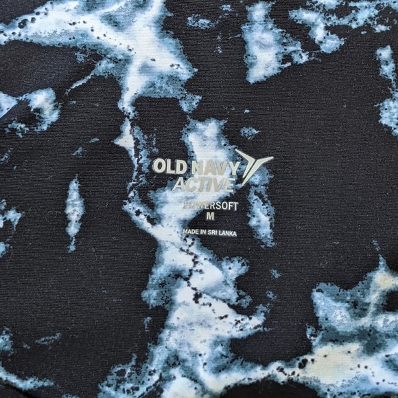 OLD NAVY Extra High-Waisted PowerSoft Hidden Pocket Bike Shorts M - Picture 5 of 7